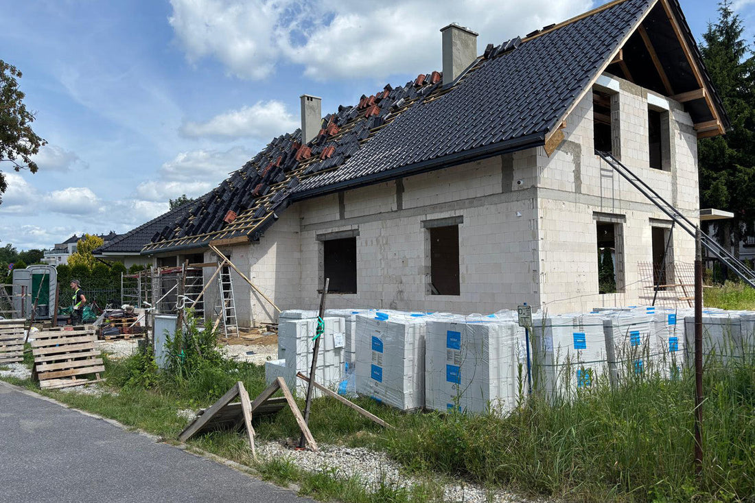 Ile naprawdę kosztuje budowa domu w 2025 roku? Koszty, pułapki i fakty z placu budowy