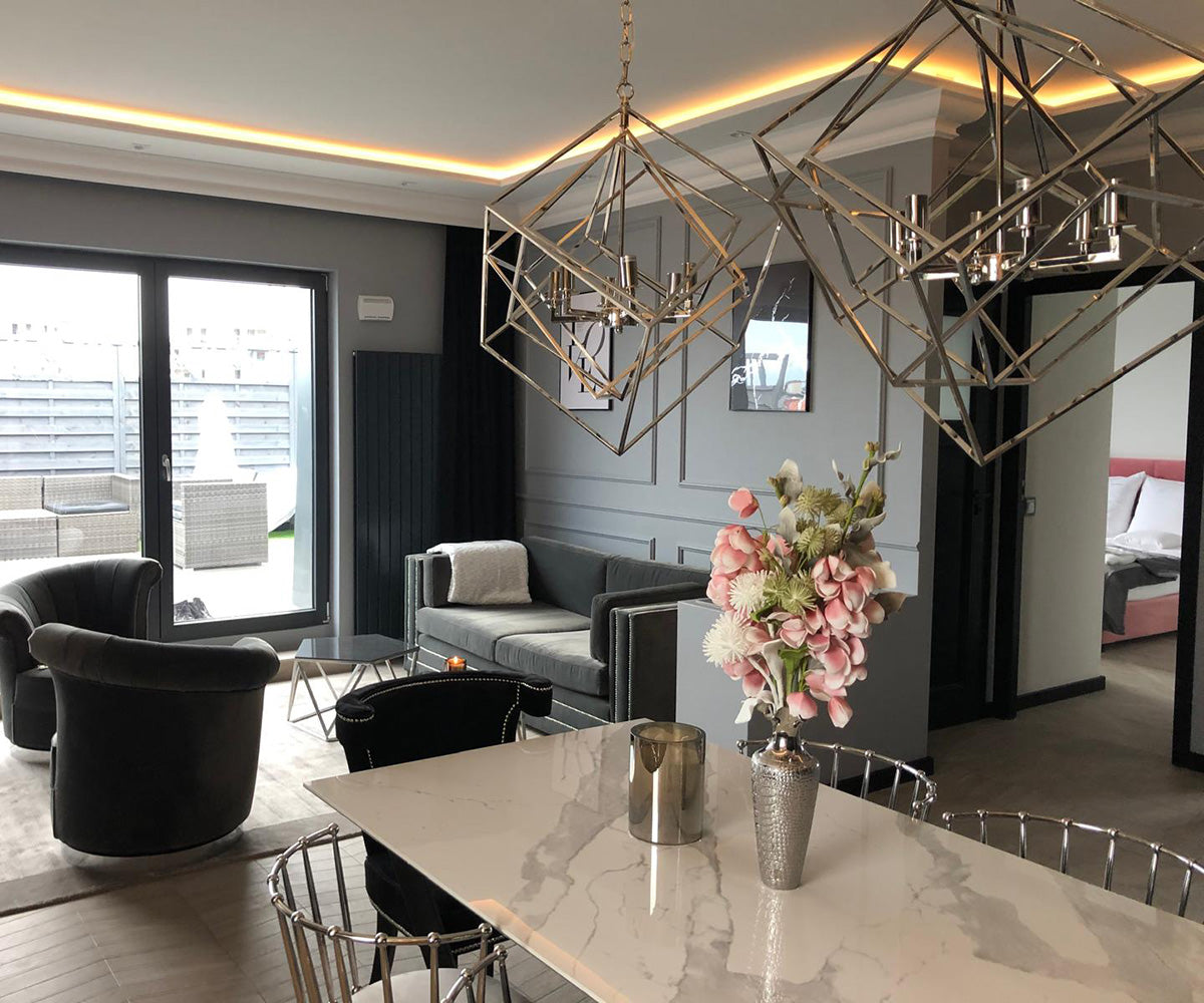 Silver Noir Apartment 02